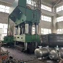 []南通皋液2000吨，台面1.6米2.5米，带移动台，中间顶出.